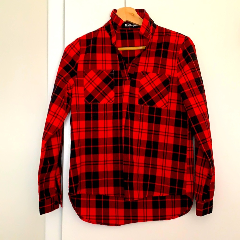 V neck plaid top